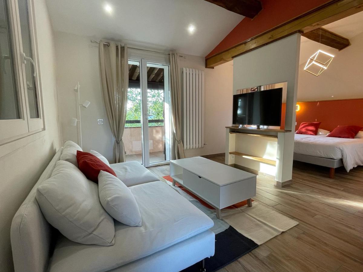 L'Estirado Des Adrets Hotel Лез Адре дьо л'Естерел Екстериор снимка