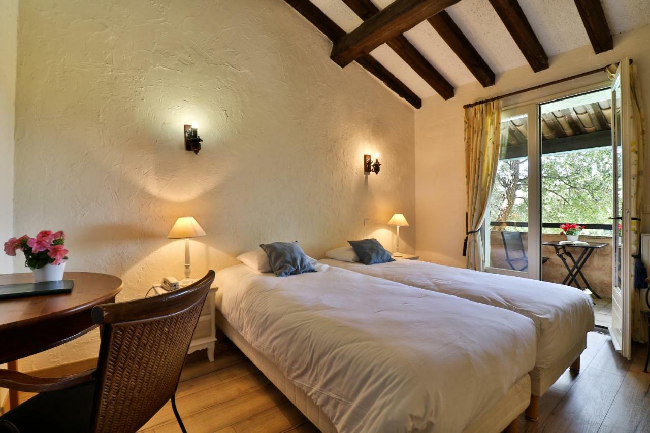 L'Estirado Des Adrets Hotel Лез Адре дьо л'Естерел Екстериор снимка